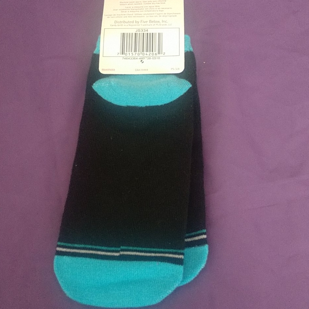 Socks - Picture 3 of 4